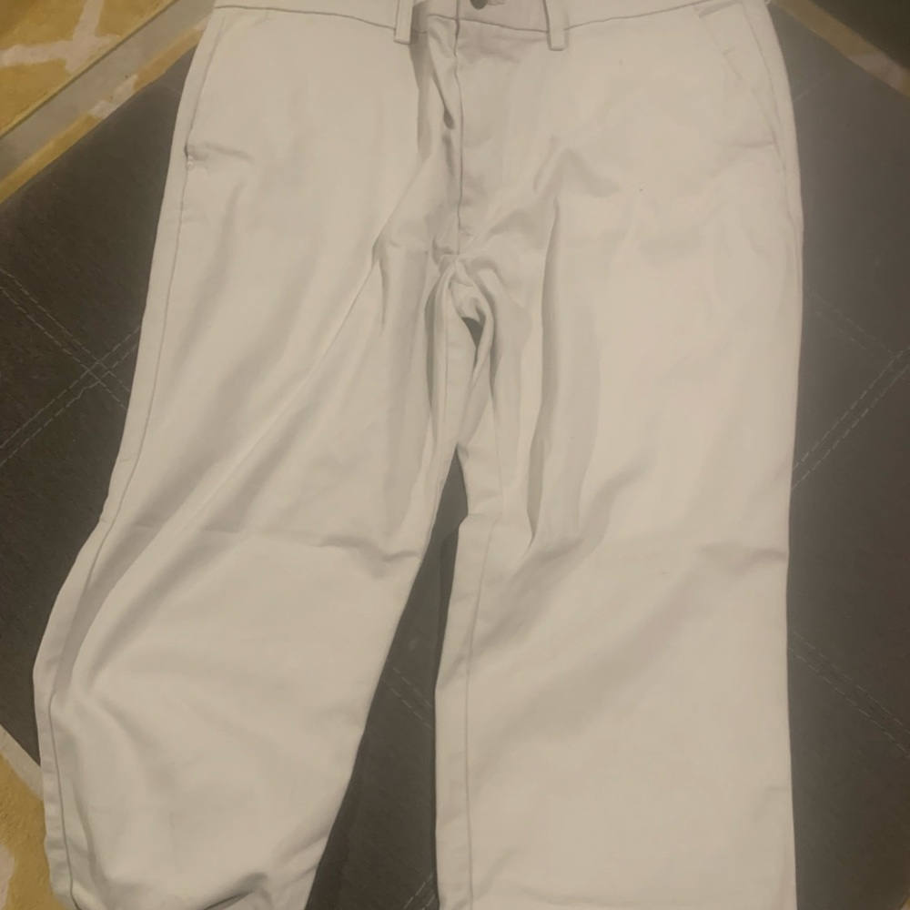 Chinos